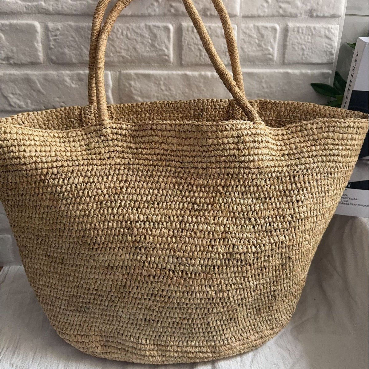 Women's Style Large Capacity Raffia Hand Crocheting Women's Shoulder Bag