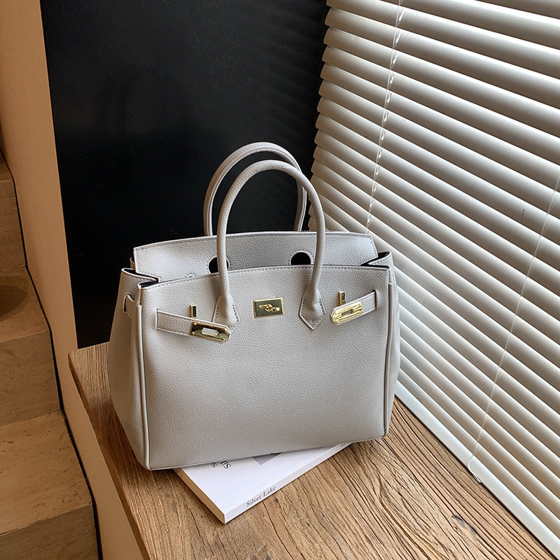 Women's Winter Twist Fashionable Simple Lychee Pattern Lock