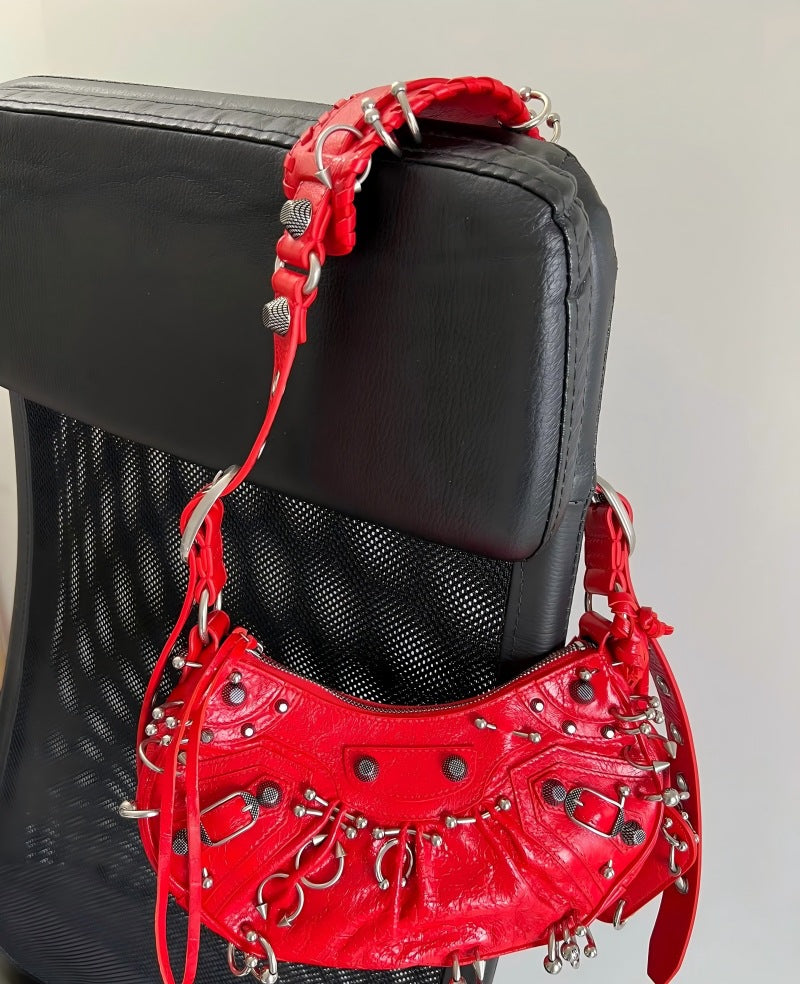 Perforated Light Luxury Selenodont Texture French Style Underarm Women's Messenger Bag