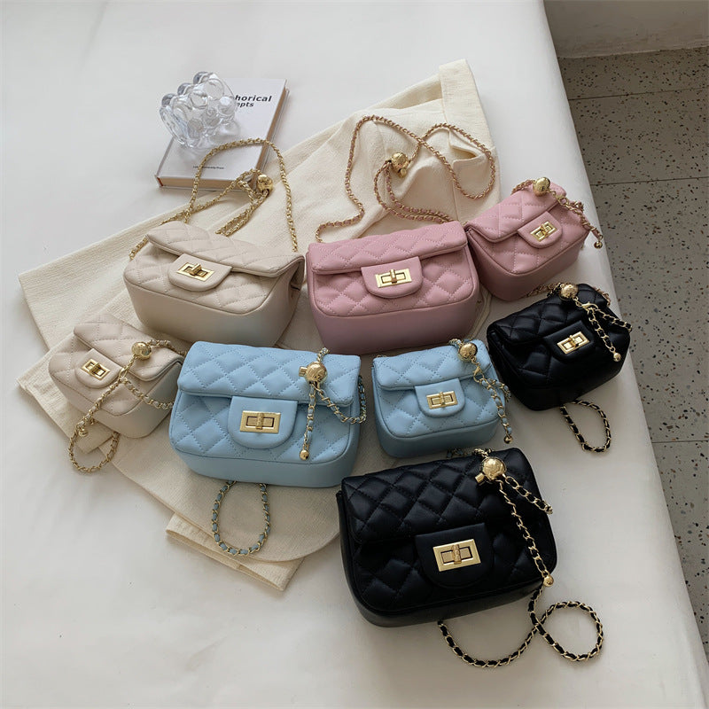 Women's Rhombus Embroidery Thread Pouch Summer Trendy Fashion Small Square Bag