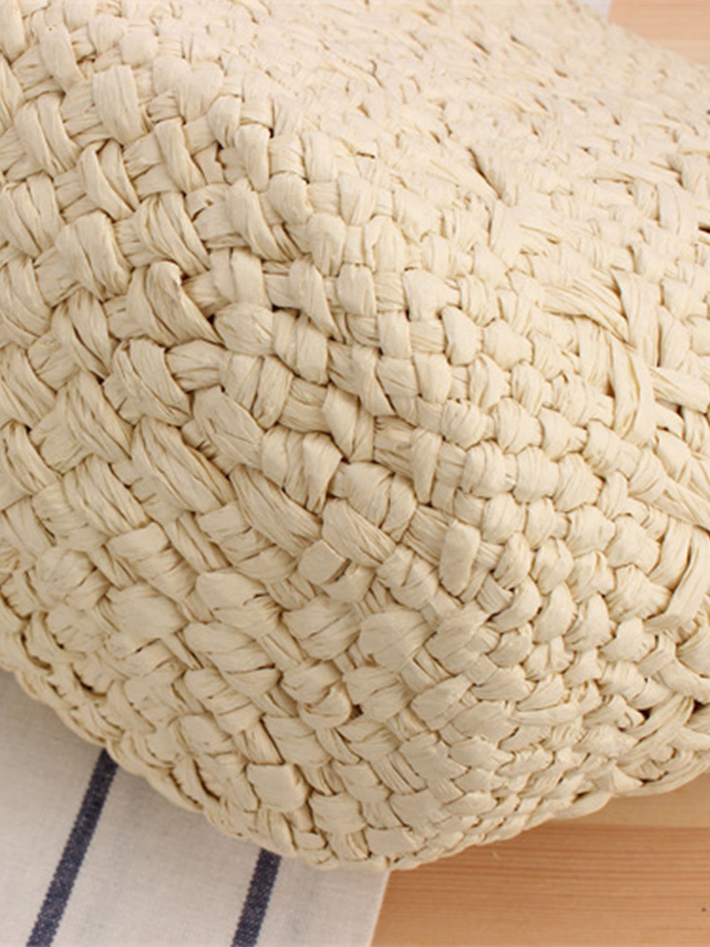 Women's Style Fashion Solid Color Woven Retro Contrast Large Capacity Bags