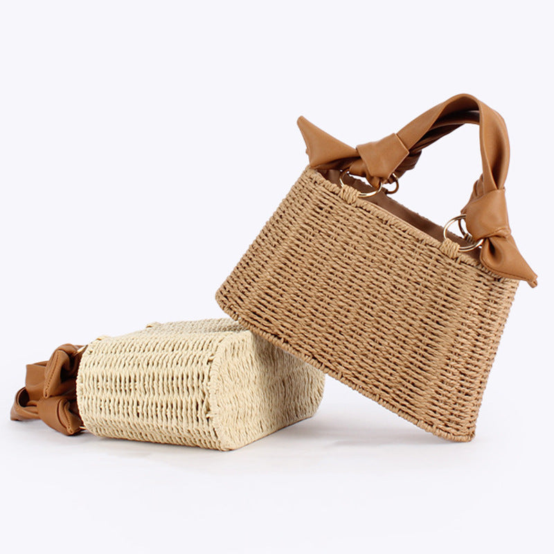 Oval Trapezoidal Frame Seaside Vacation Leisure Straw Women's Handbag