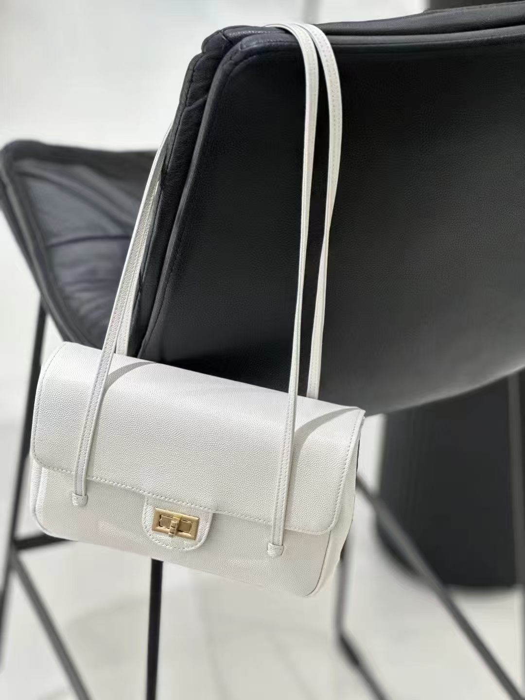 Vintage Baguette Underarm Genuine Leather Classic Style Bags