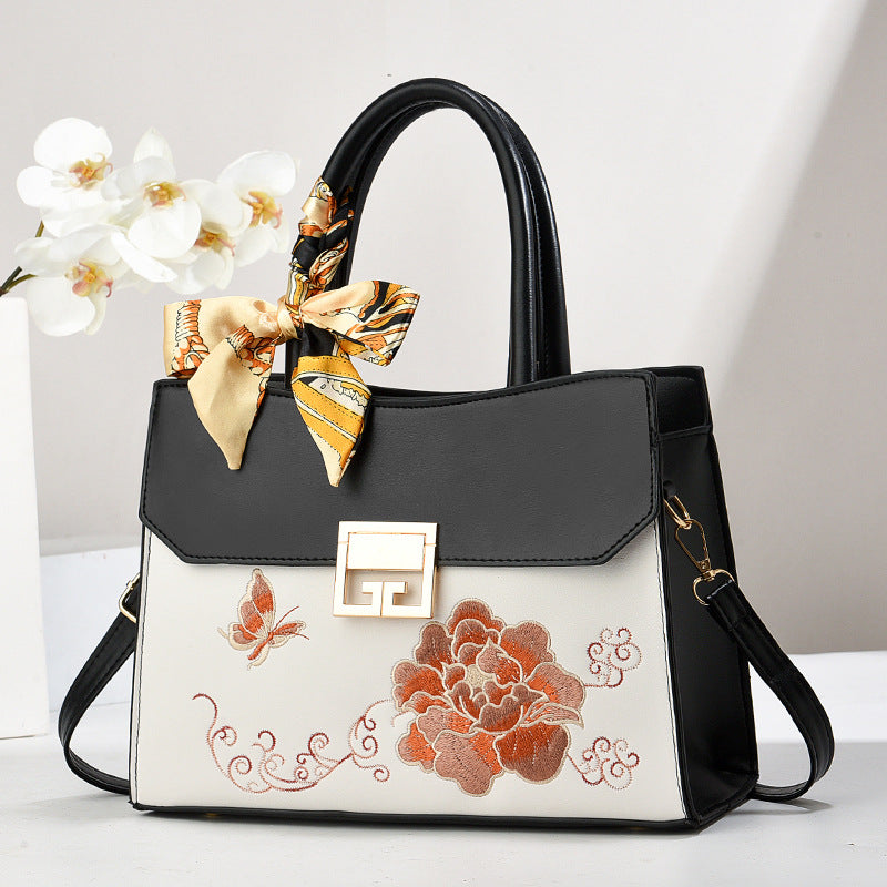 High-grade Embroidered Trendy Wild Large Capacity Small Square Bag