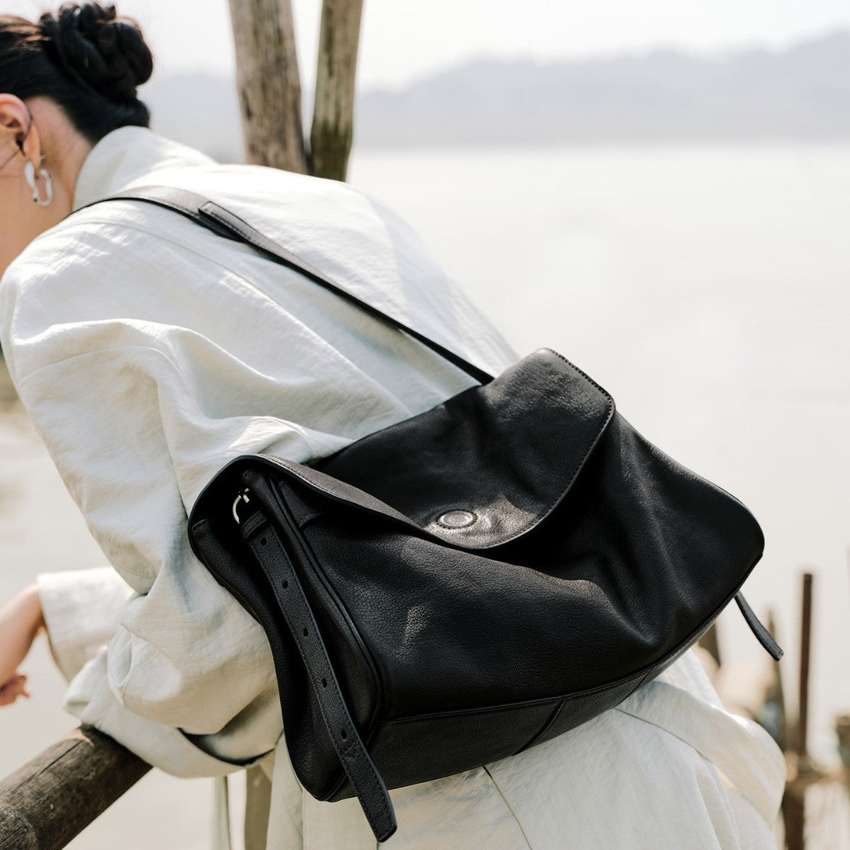 Women's Deer Vegetable Tanned Sheepskin Free Commuter Large Capacity Bags