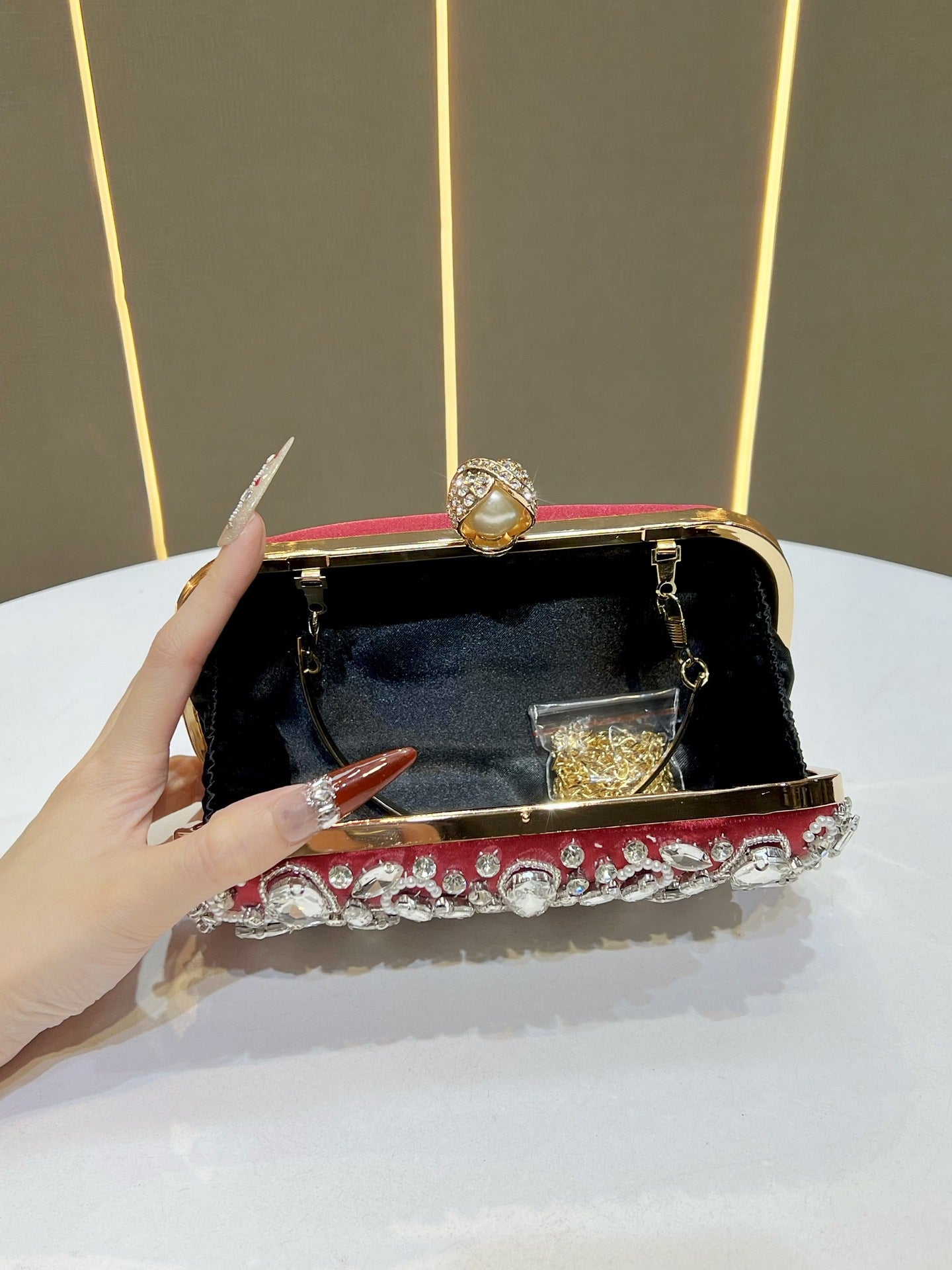 Women's Rhinestone Clutch Diamond Exquisite Niche Banquet Dinner Bag