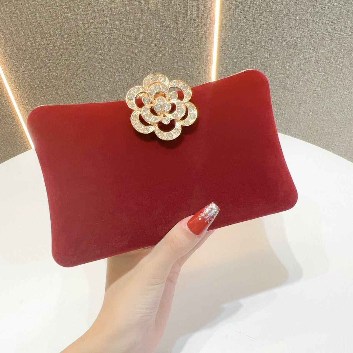 Women's Veet Diamonds Clutch Banquet Wedding Clothes Bags