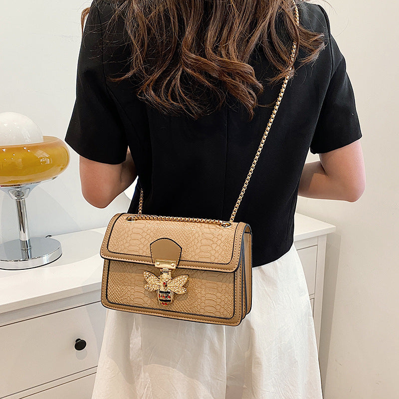 Women's Fashionable Retro Chain Western Style Advanced Shoulder Bags