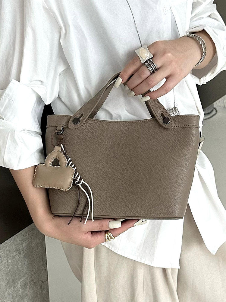 Women's Genuine Leather Mobile Niche Exquisite Lightweight Women's Messenger Bag