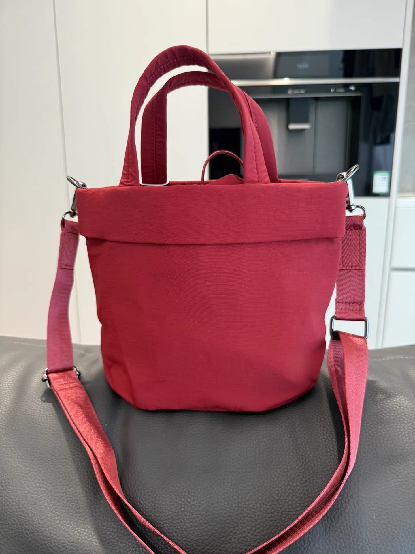Versatile Classic Style Lightweight Simple Commute Small Square Bag