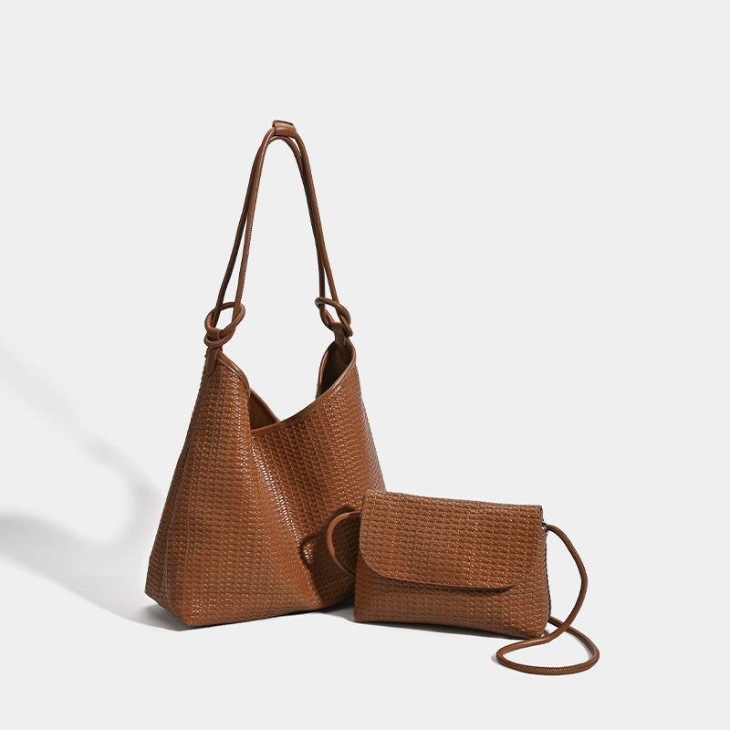 Large Capacity Idle Style Relaxed Fashion Embossed Woven Son Women's Shoulder Bag