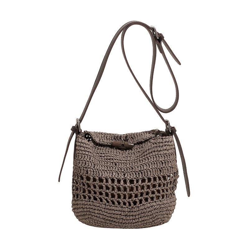 Women's Hand-woven Seaside Holiday Large Capacity Totes Commuting Women's Messenger Bag