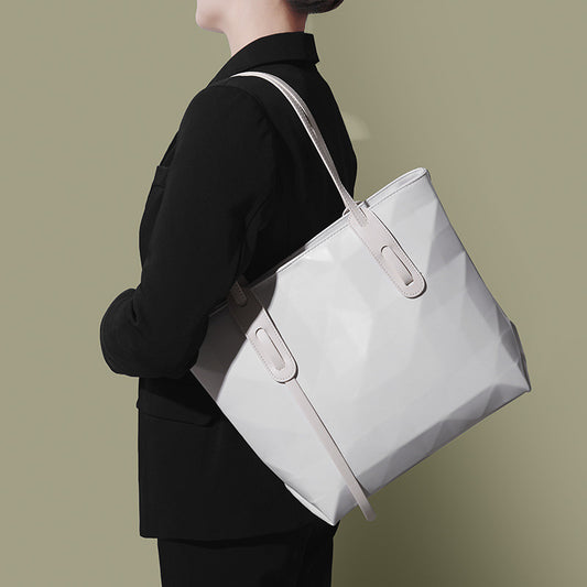 Women's High-grade Rhombic Large Capacity Computer Versatile Fashion White Tote Bag