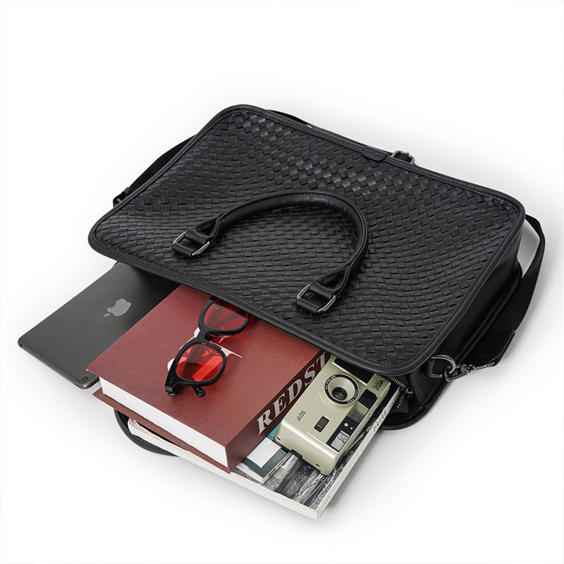 Pretty Men's Fashion Woven Korean Business Men's Tote