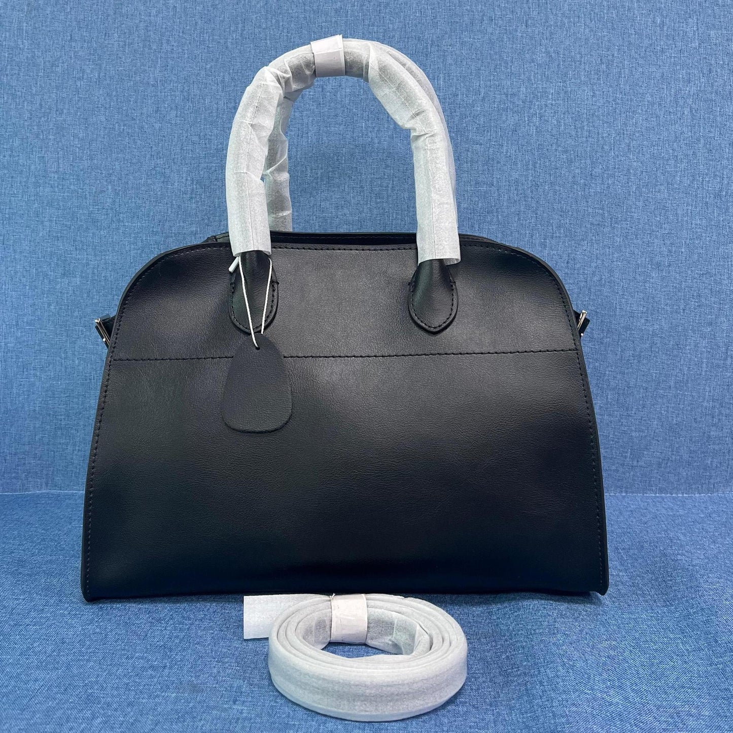 Beautiful Cowhide Leather Minimalist Large Capacity Tote Bags