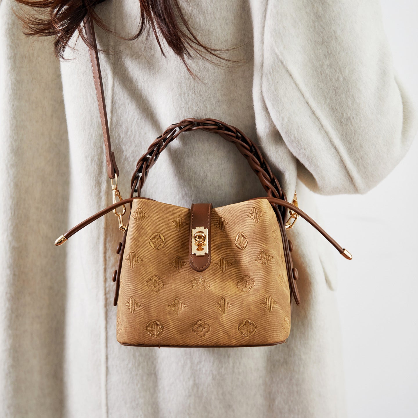 Women's Fashion Embossed Commute High Sense Bucket Bags