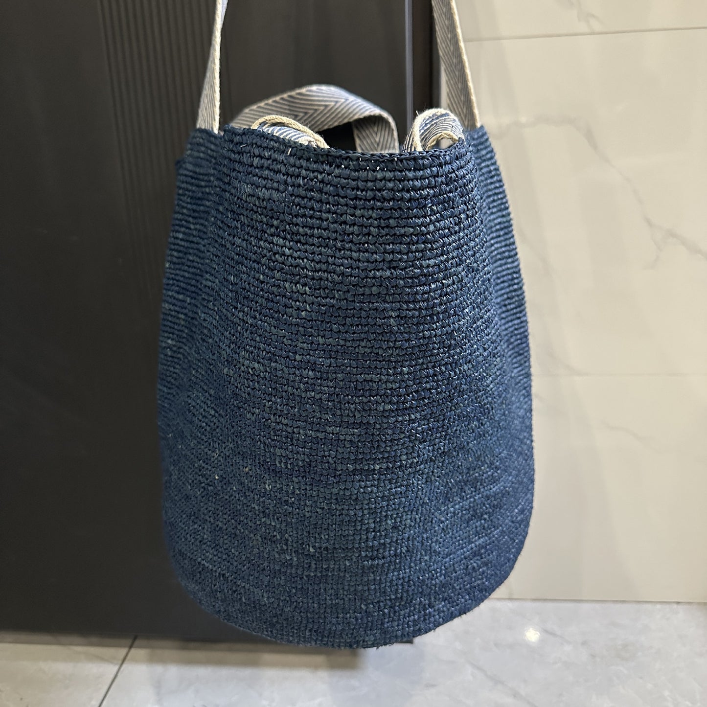 Women's Capacity Straw Hand Crocheting Raffia Vacation Women's Messenger Bag