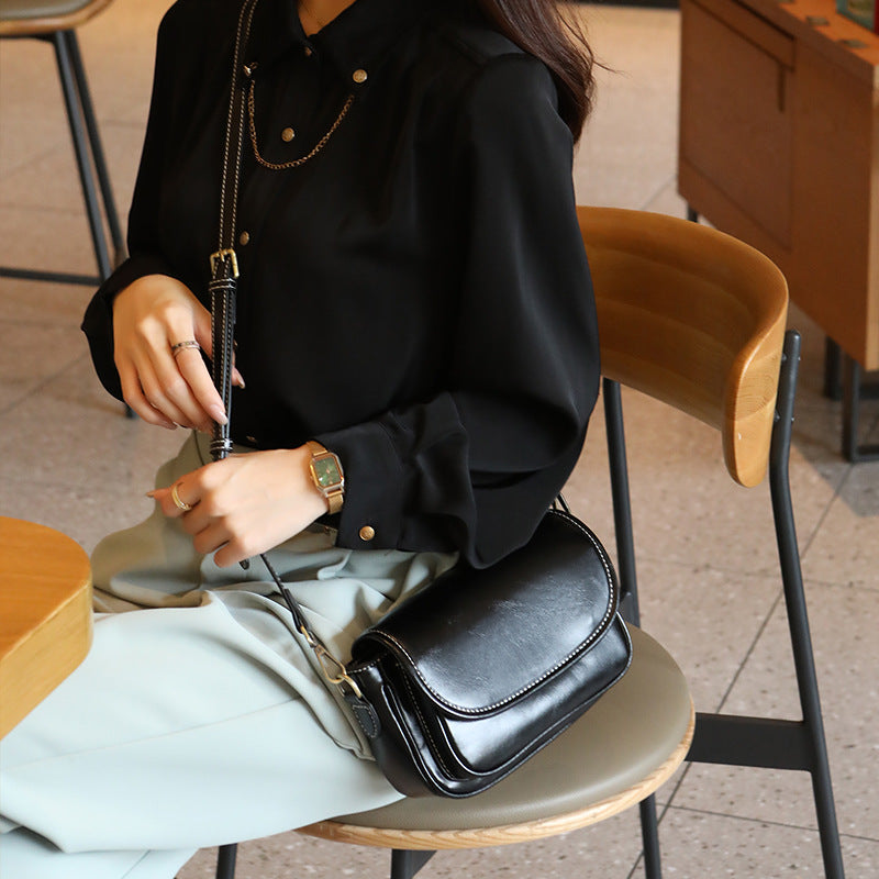 Women's Oil Wax Leather Fashion Genuine Underarm Texture Wide Shoulder Bags
