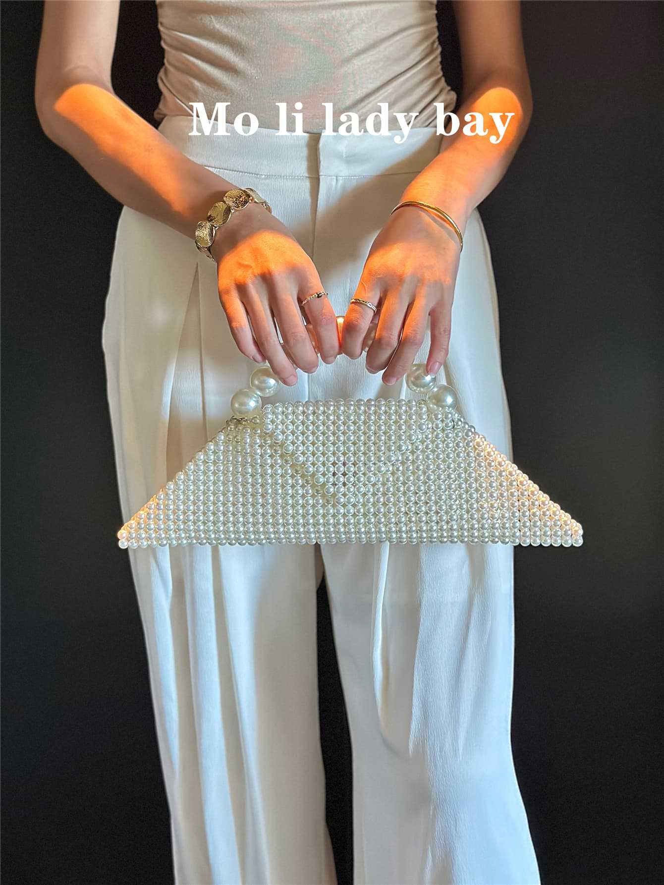 Triangle Fashion Artistic Pearl Handmade Beaded Novel Women's Handbag