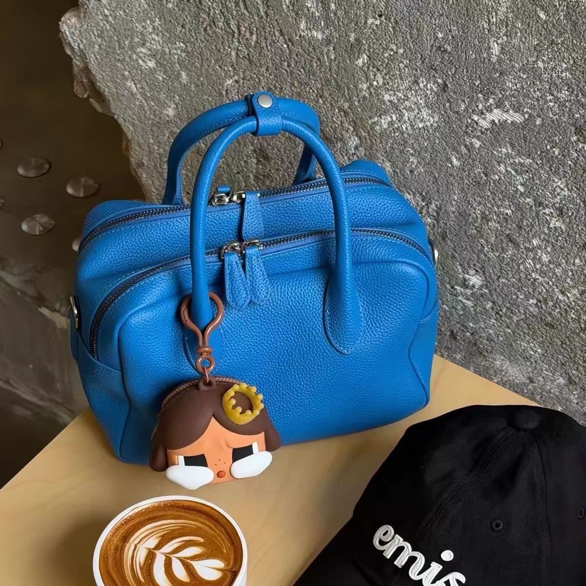 Women's Top Layer Portable Boston Niche Double Compartment Bowling Toast Women's Messenger Bag