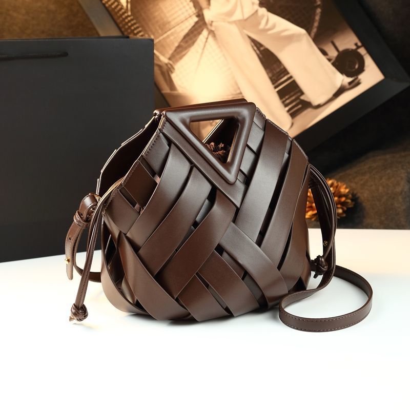 Women's Vegetable Basket Genuine Leather Woven Hollowed Women's Handbag