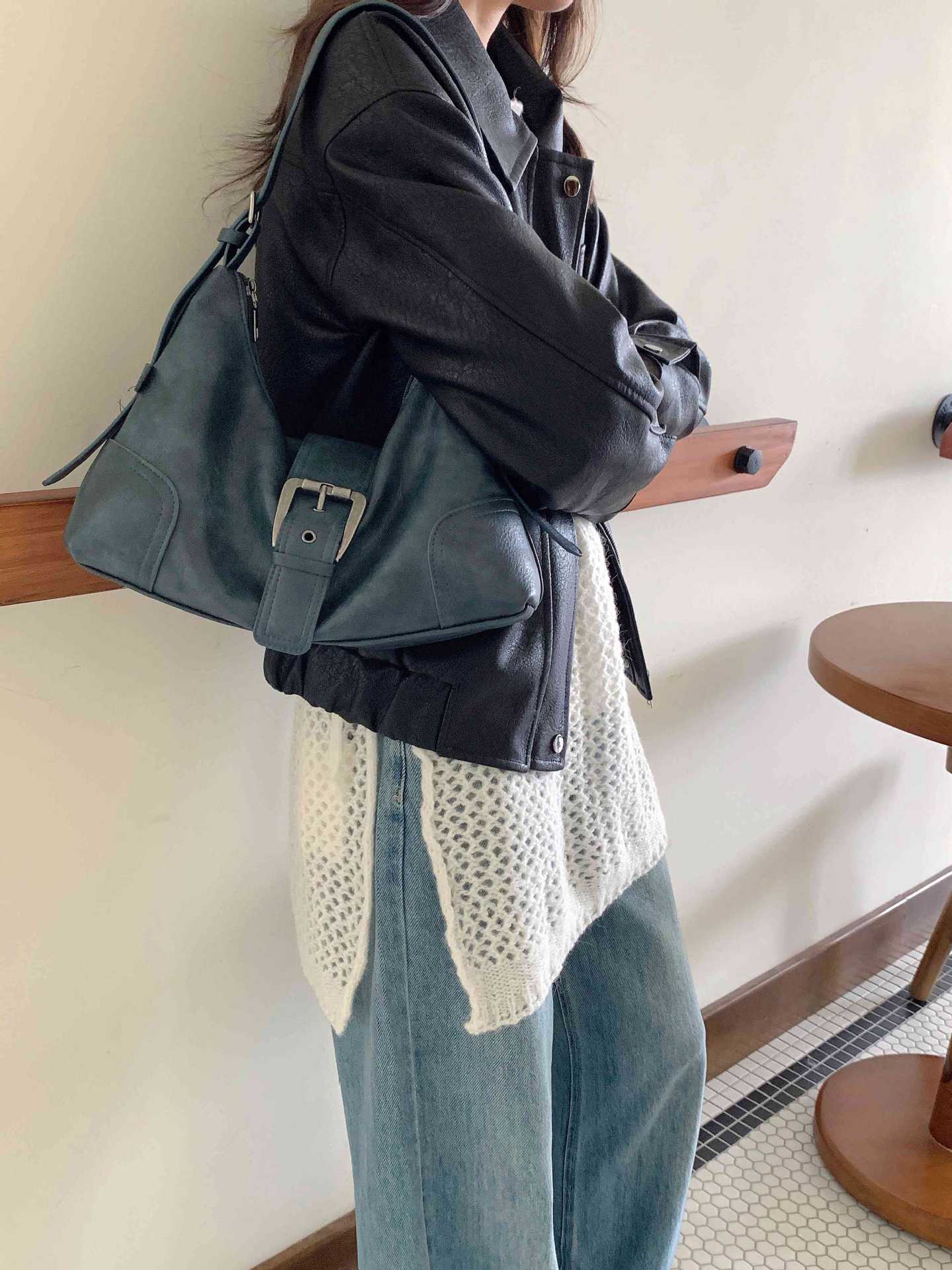 Women's Retro Personalized Advanced Underarm Daily Cool Women's Handbag