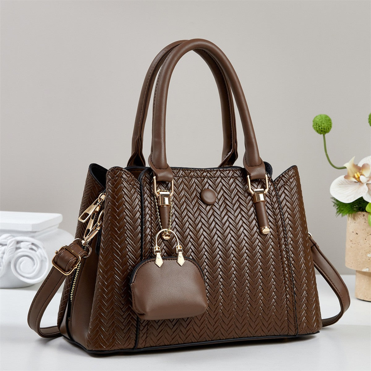 Women's Fashionable Trend Western Style Sense Large Capacity Bags