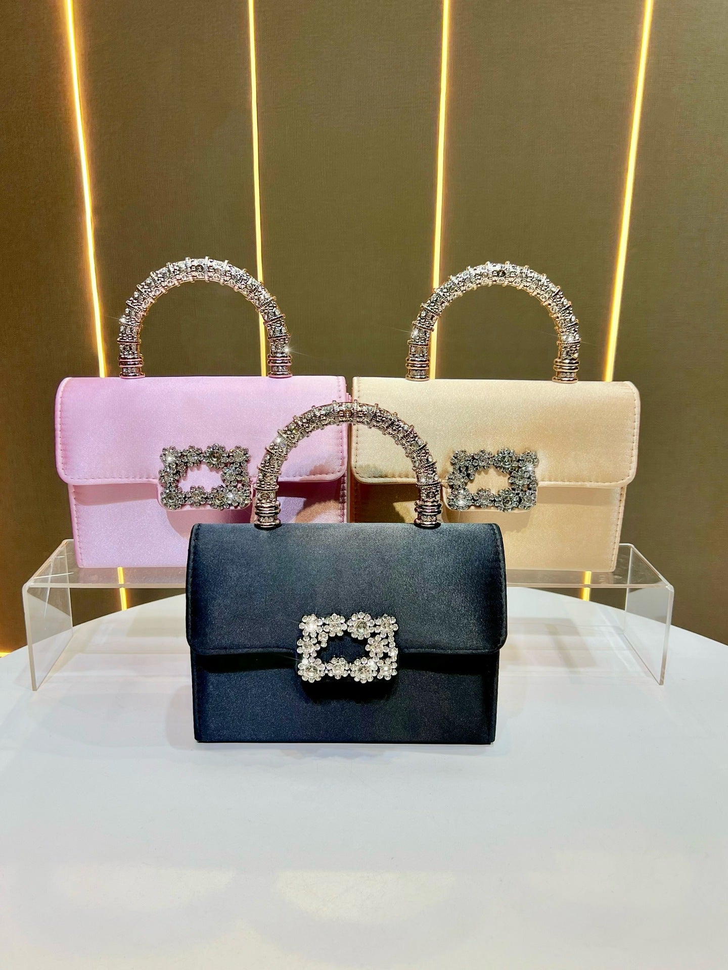 Women's Niche Diamonds Style High-grade Silk Light Handbags
