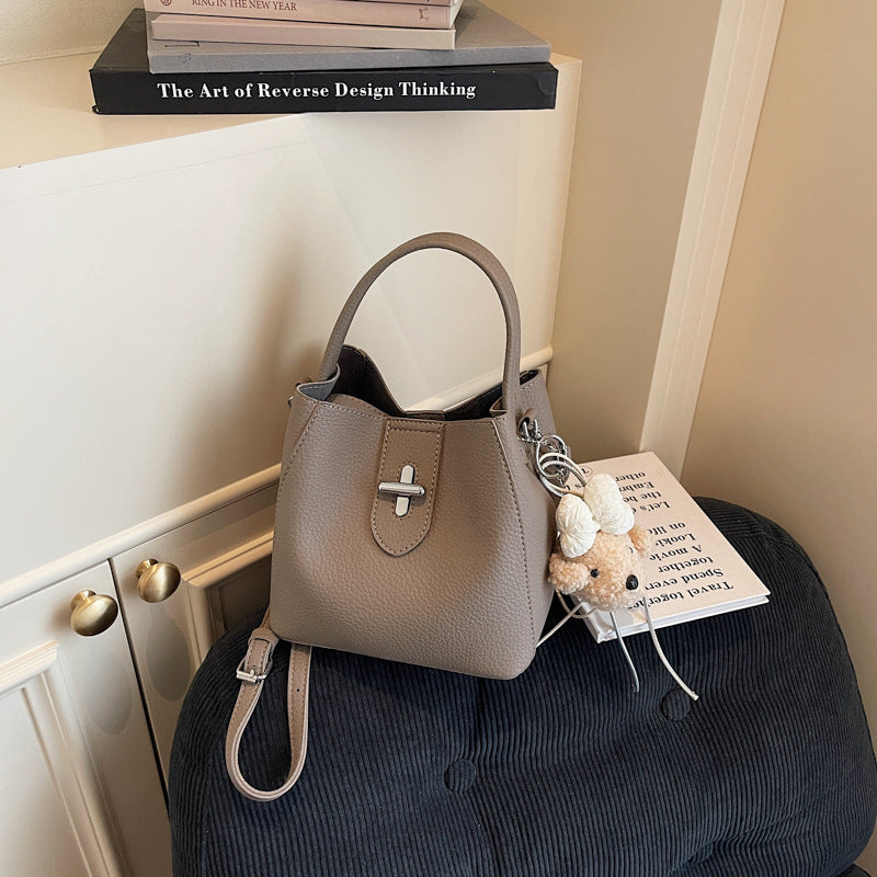Women's High-grade Fashionable Spring Outing Exquisite Commuter Women's Handbag