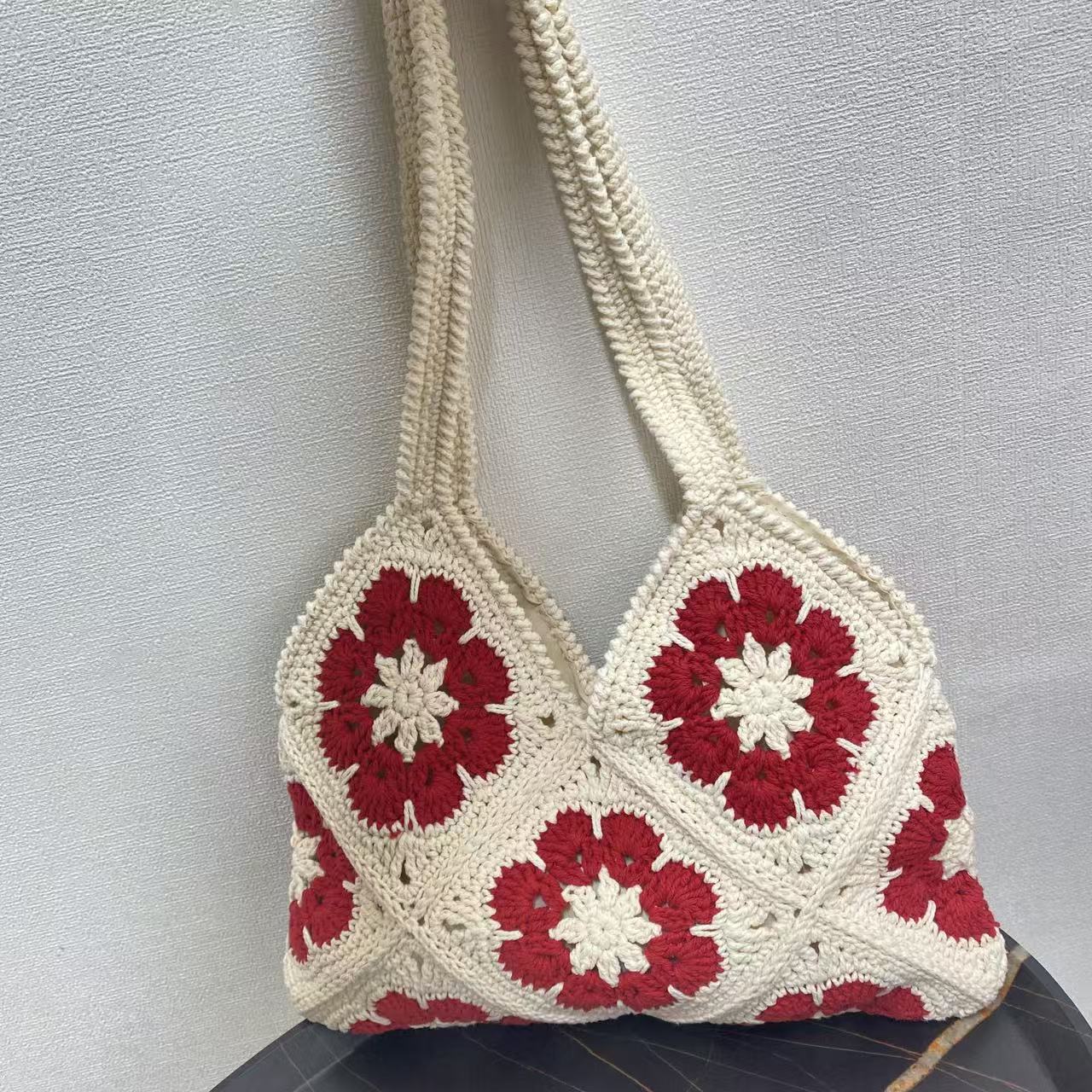 Hand-woven Vacation Style Stitching Flower Crochet Vintage Underarm Women's Handbag