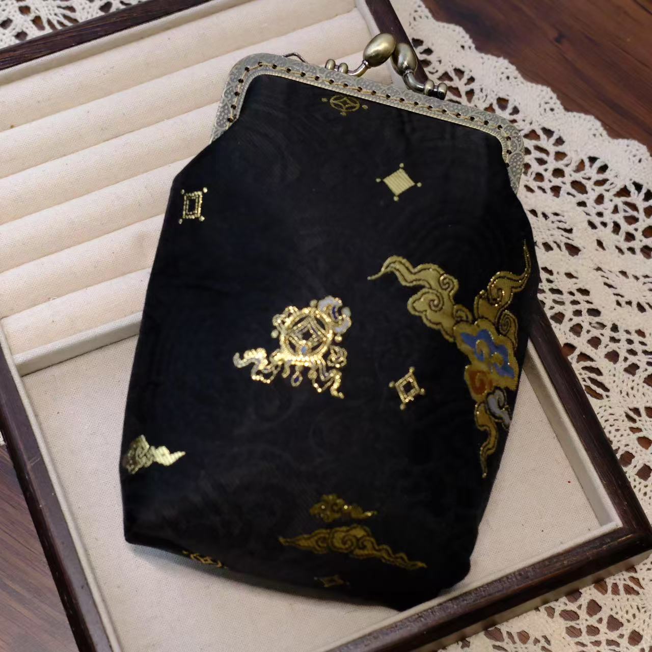 Retro Tassel Frame Handmade Ancient Style Female Purses