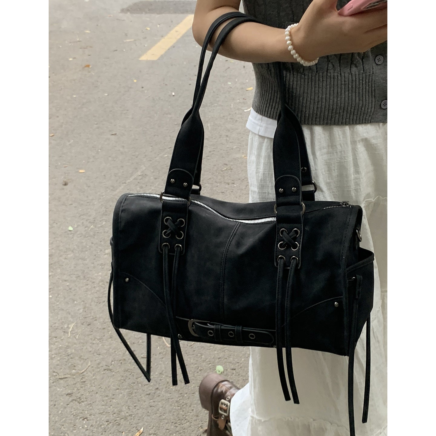 Women's Retro Portable Motorcycle Simple Pillow High-grade Large Capacity Shoulder Bags
