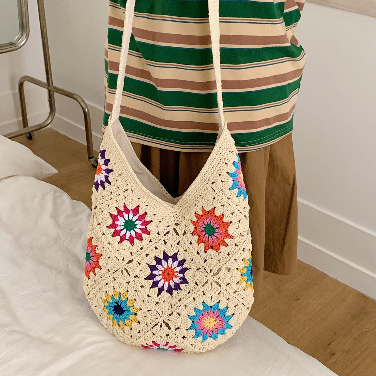 Women's Summer Hand-woven Fashionable Knitted Commuter Versatile Large Women's Shoulder Bag