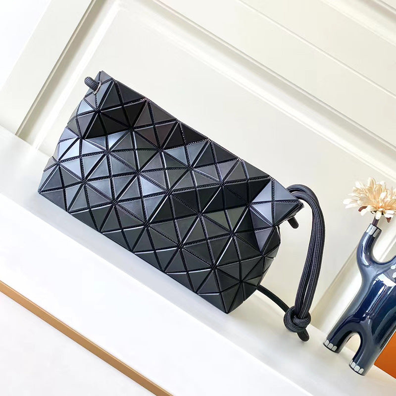 Women's Rhombus Drawstring Life Geometric Fashion Simple Bags