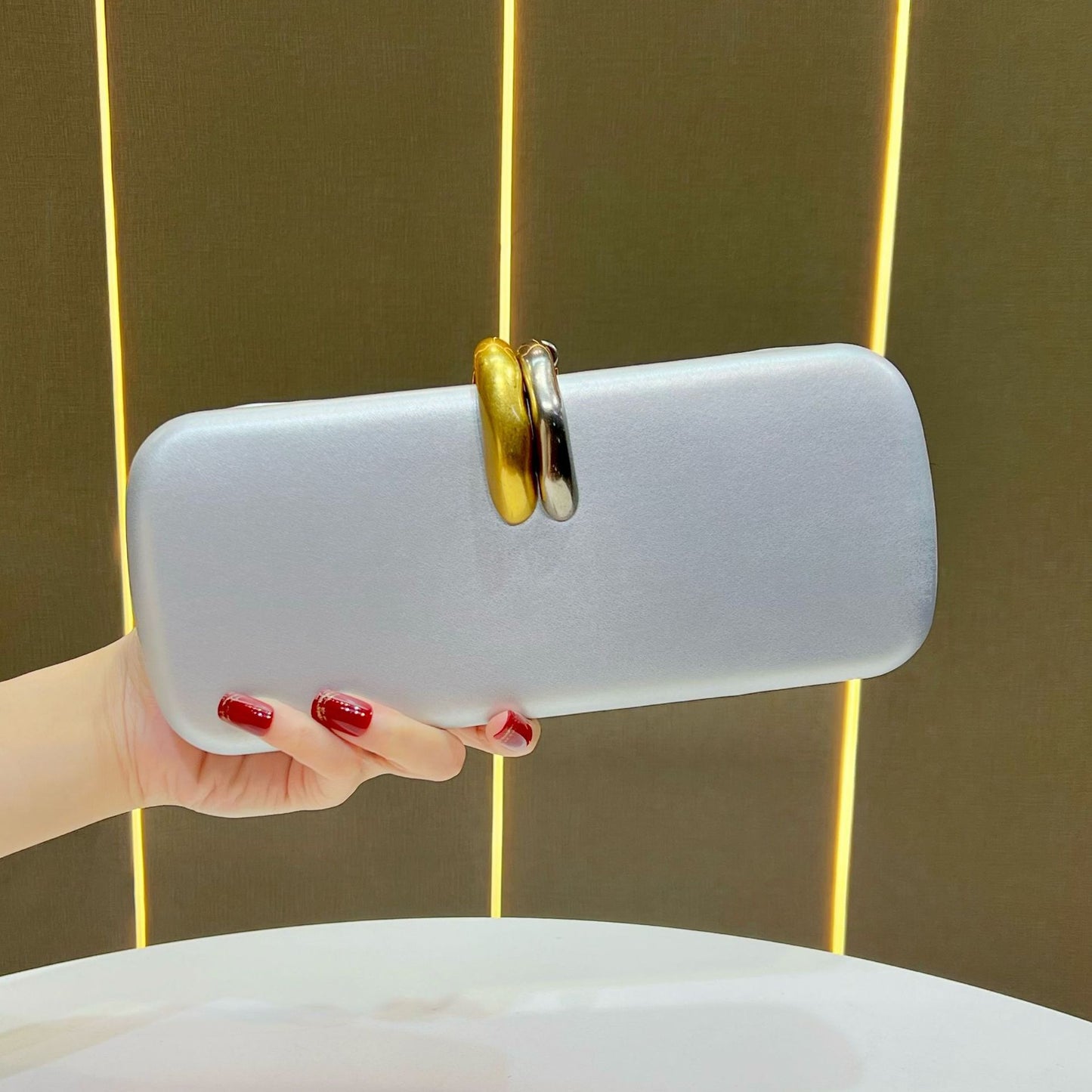 Women's Fashion Chain Clutch Party High-grade Handbags