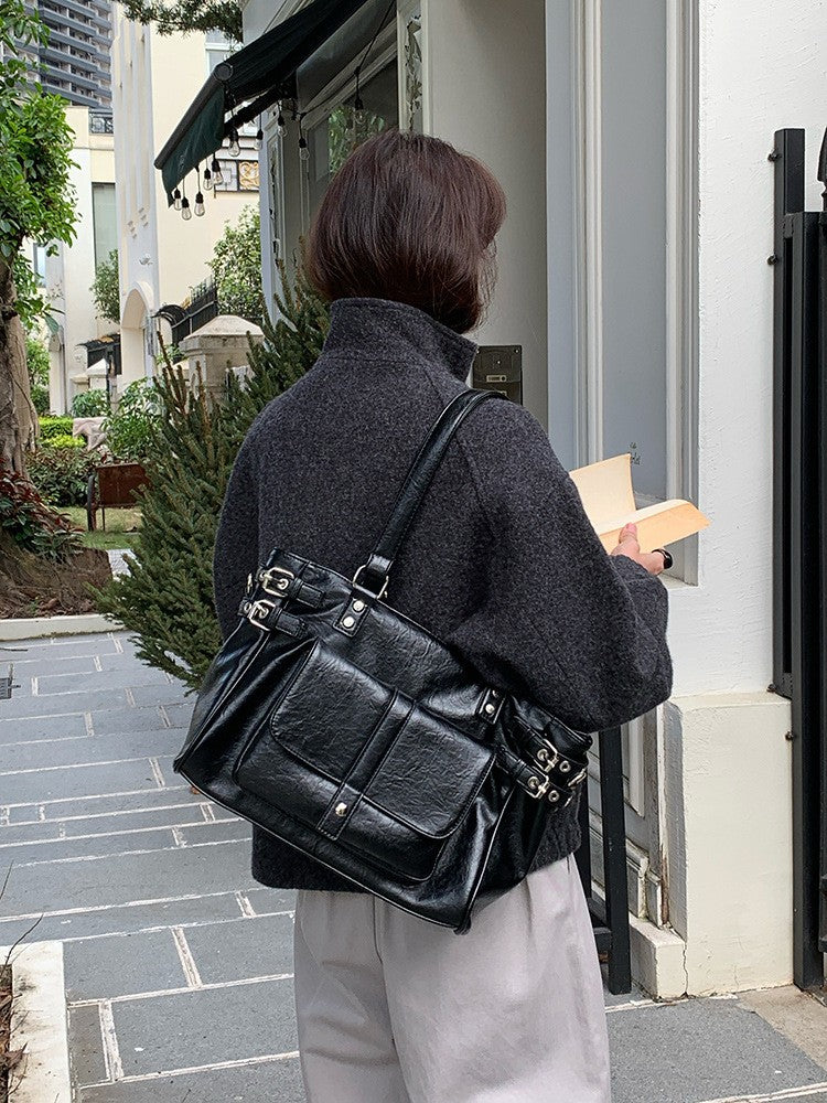 Retro Brown Versatile Large Capacity Commuter Korean Preppy Women's Messenger Bag