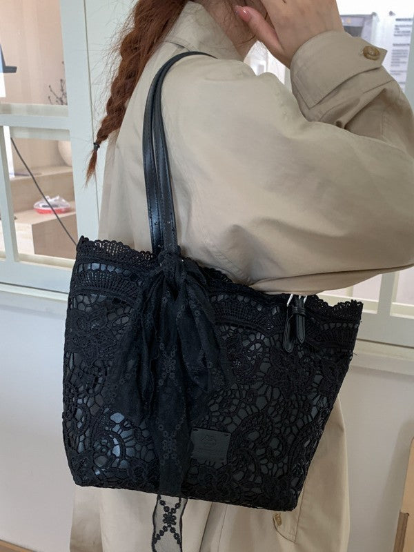 Niche Large Capacity Woven Autumn Hollow Idle Style Underarm Women's Shoulder Bag