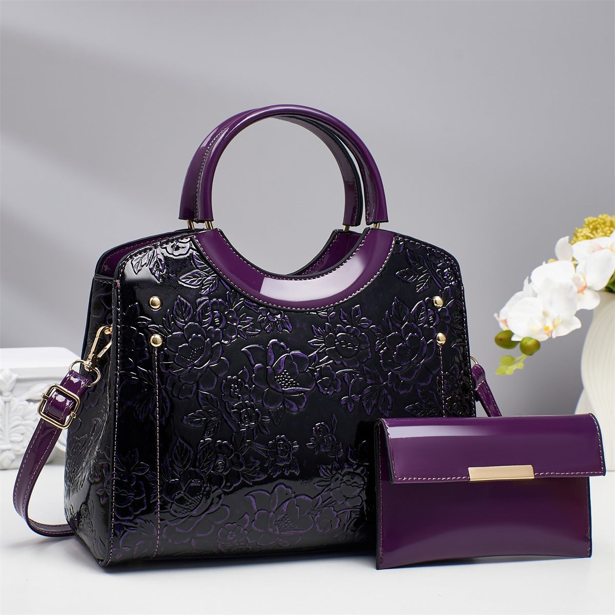 Women's Bright Leather Fashionable National Style Large Women's Handbag