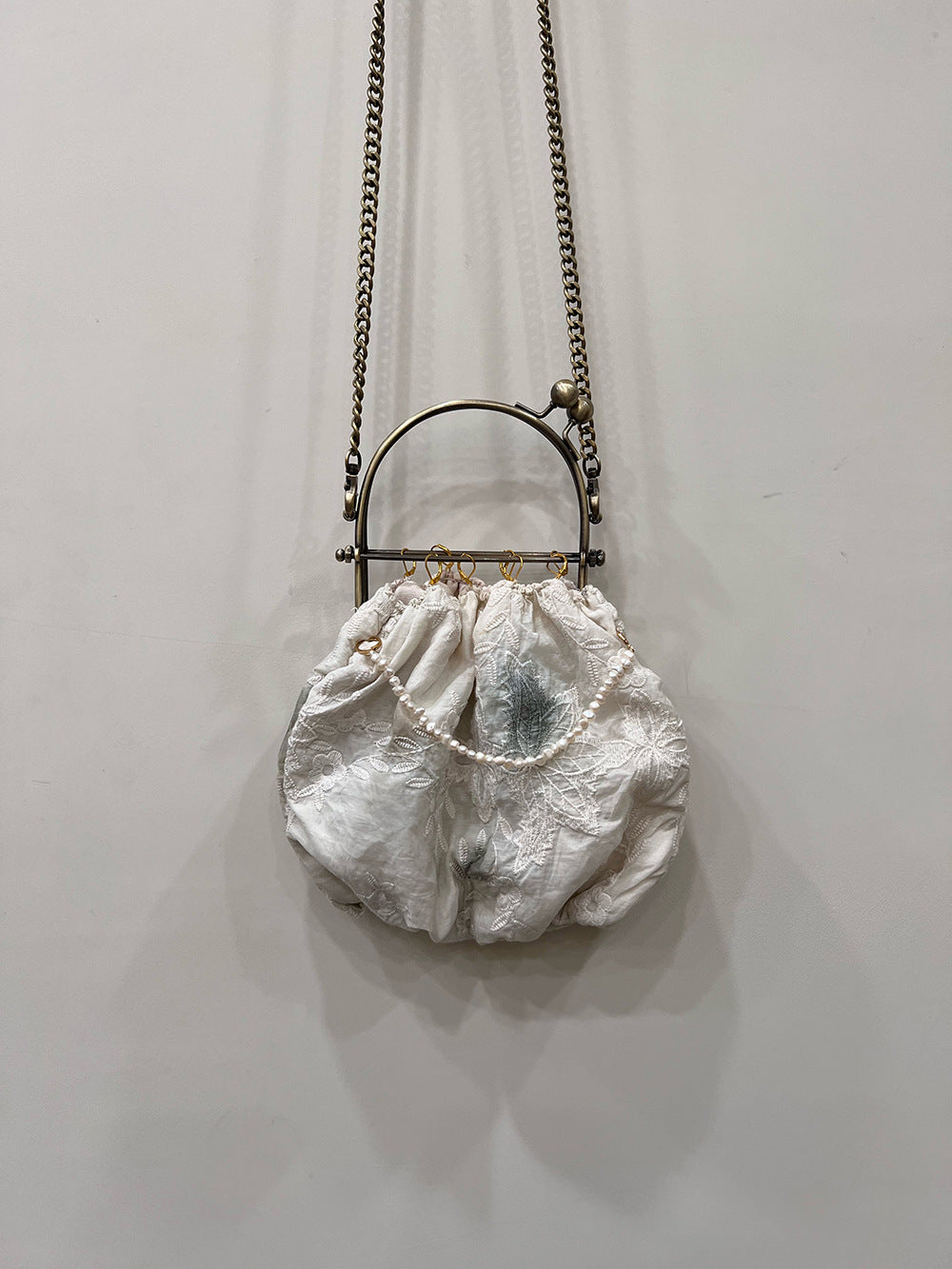 Bud Silk Sling Chain Wine Pot Fastener Decoration Bags
