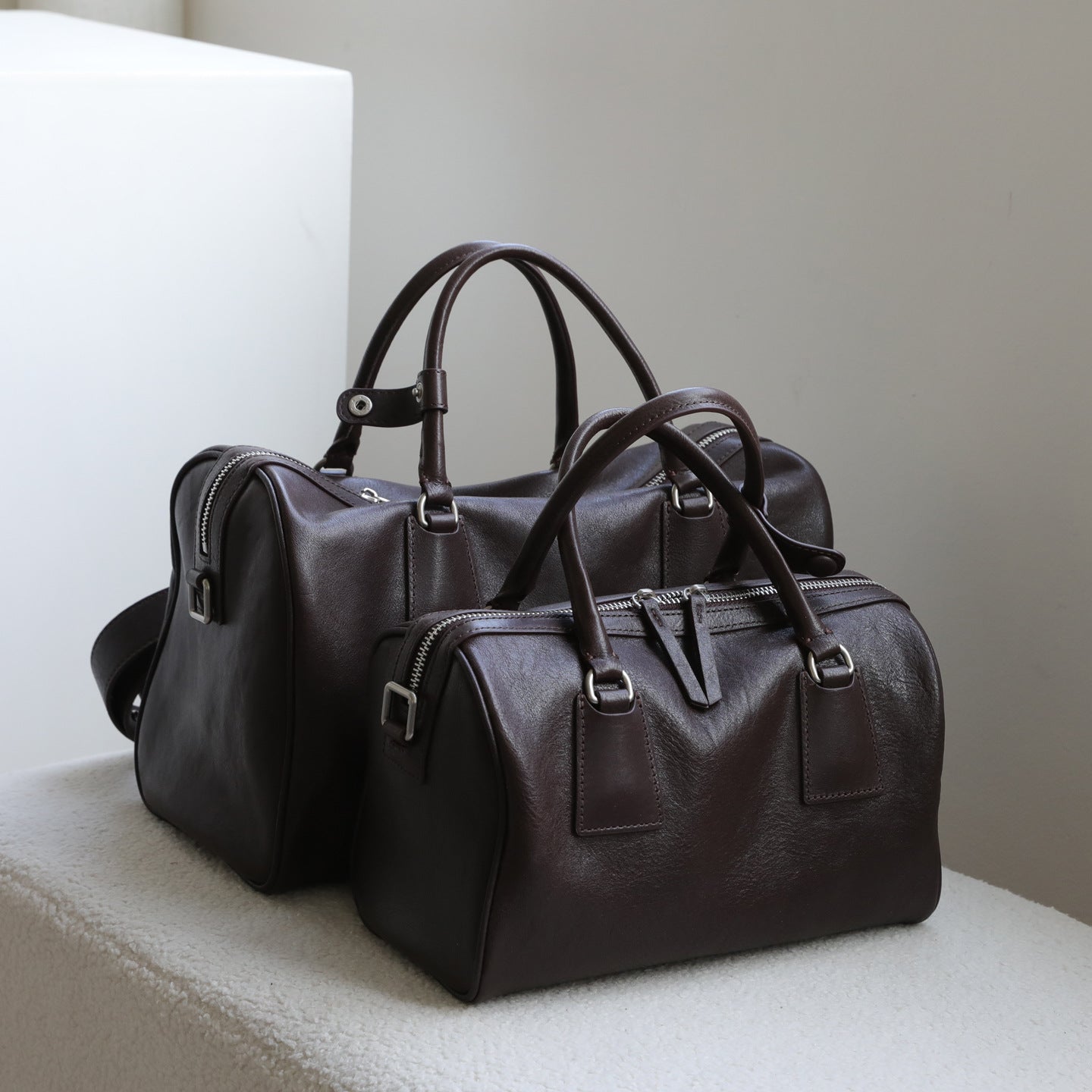 Women's Tanning Leather Vintage Boston Pillow Large Capacity Women's Handbag