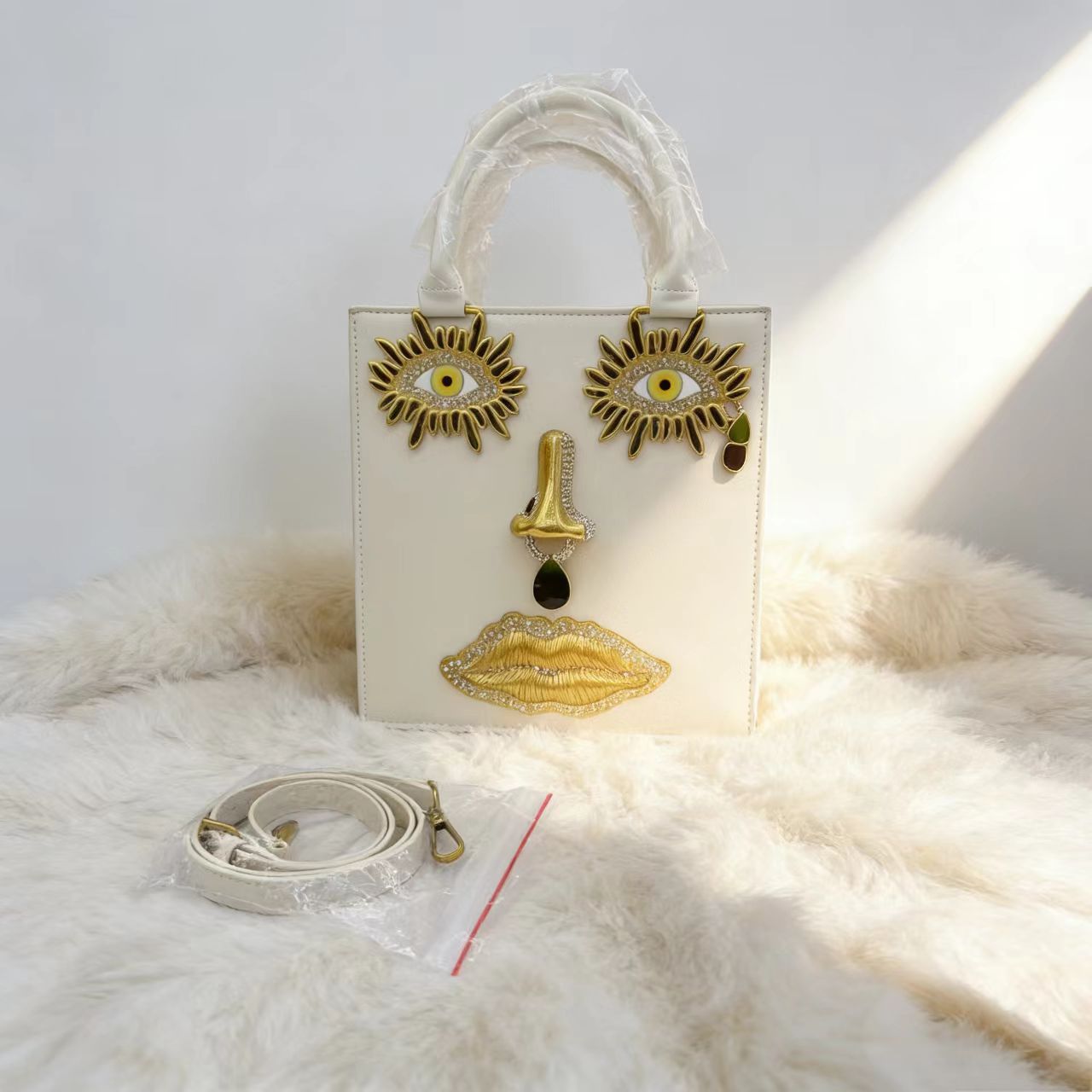 Women's Face Popular Sier Patent Leather Simple Handbags