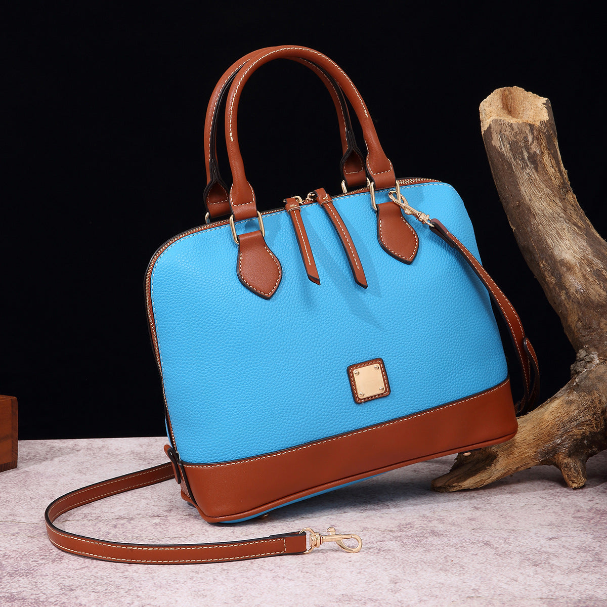 Women's Holding Color Matching Lychee Pattern Leather Women's Handbag