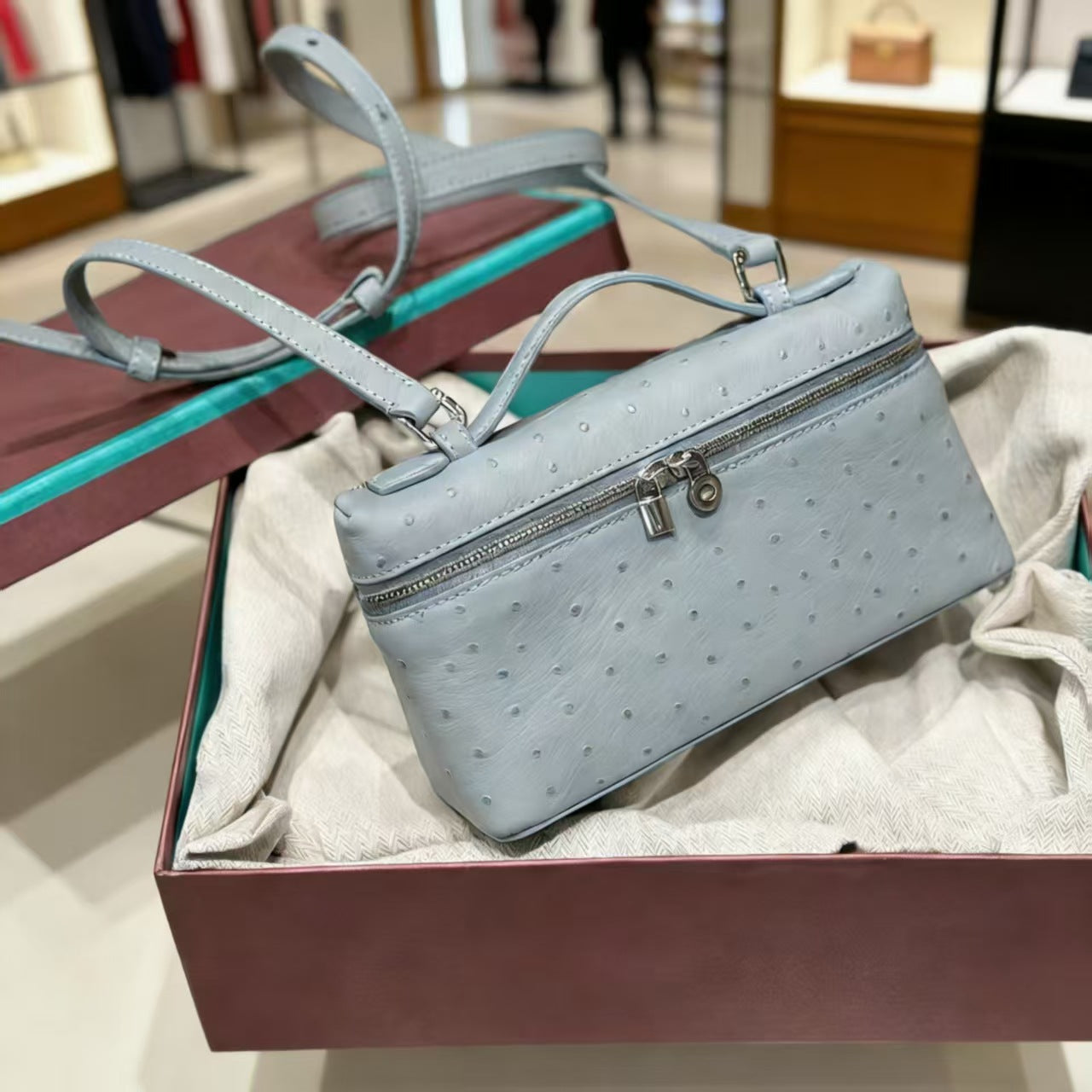 Popular Pretty Women's Ostrich Fashion Single Small Square Bag