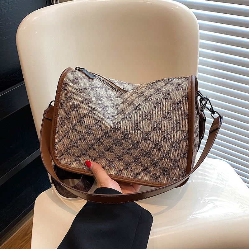 Women's Popular Printing Dumpling Fashion Temperament Commuter Women's Shoulder Bag