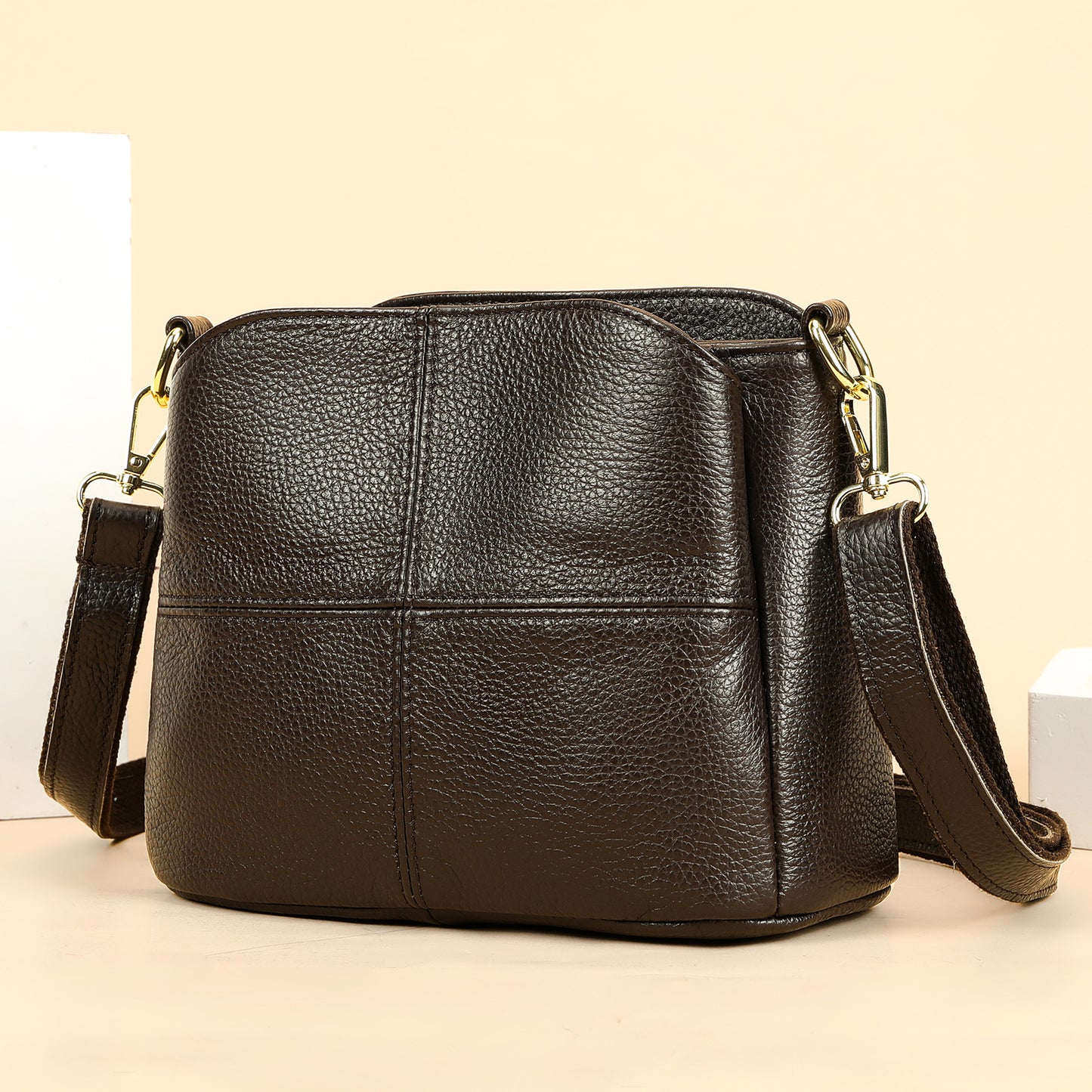 Women's Leather First Layer Cowhide Large Capacity Women's Messenger Bag