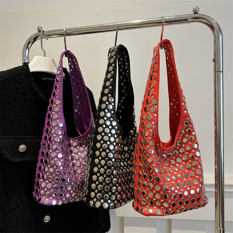Fashion Spring Leisure Personality Rivet Underarm Women's Shoulder Bag