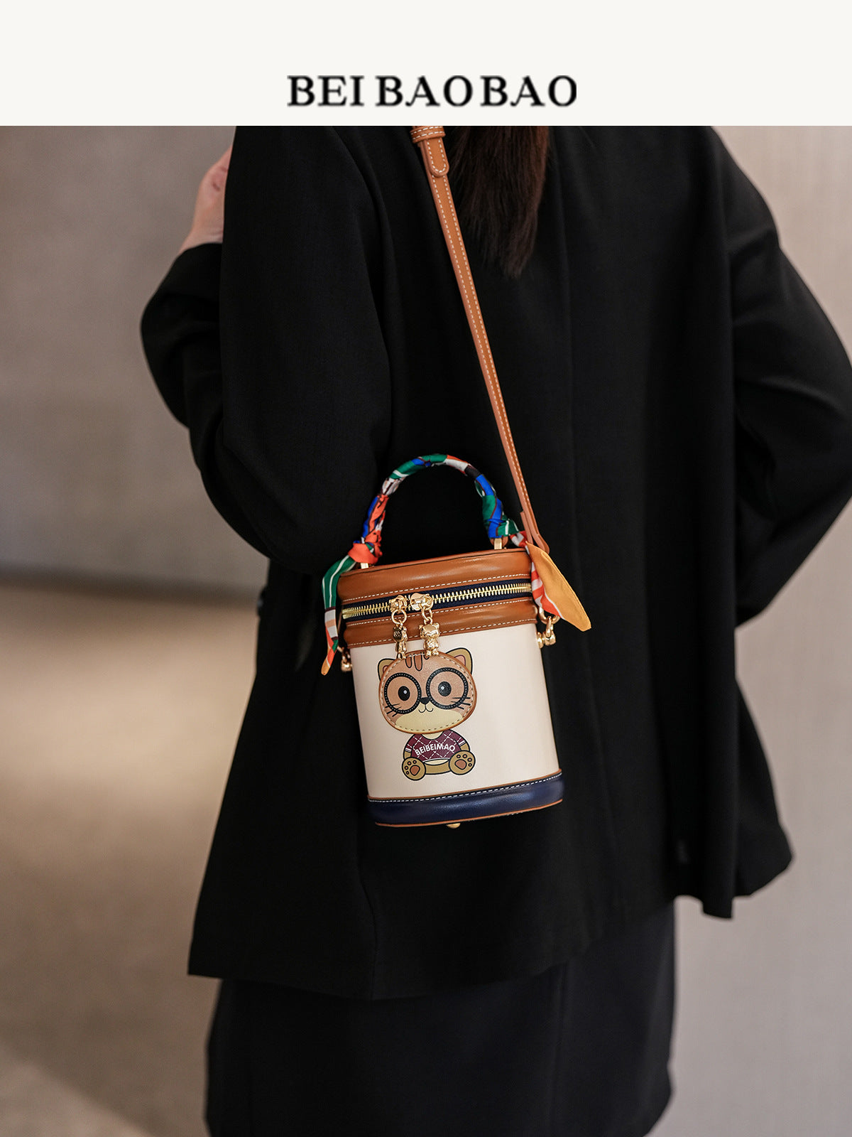 Women's Source Fashion Round Mobile Commuter Contrast Women's Messenger Bag
