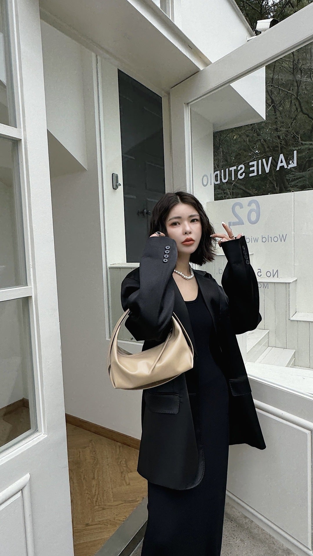 Women's Genuine Leather Dumplings Underarm High-grade Light Women's Messenger Bag