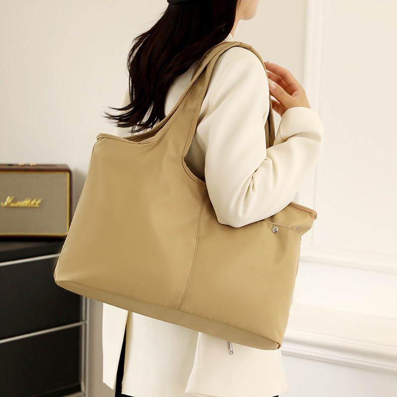 Women's Style Simple Large Capacity Lightweight Nylon Cloth Women's Shoulder Bag
