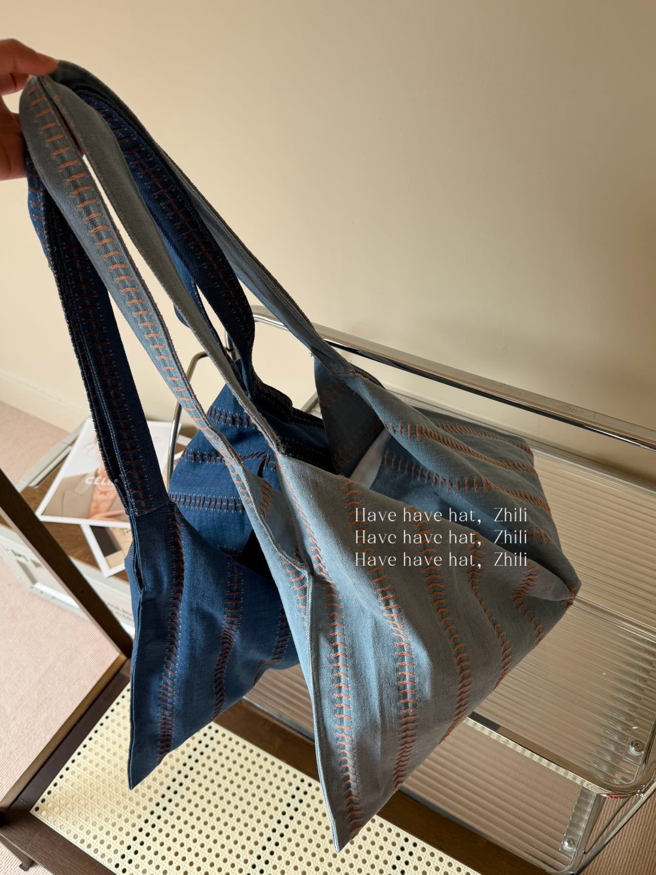 Women's Idle Style Washed Denim Retro Large Capacity Leisure Commute Bags